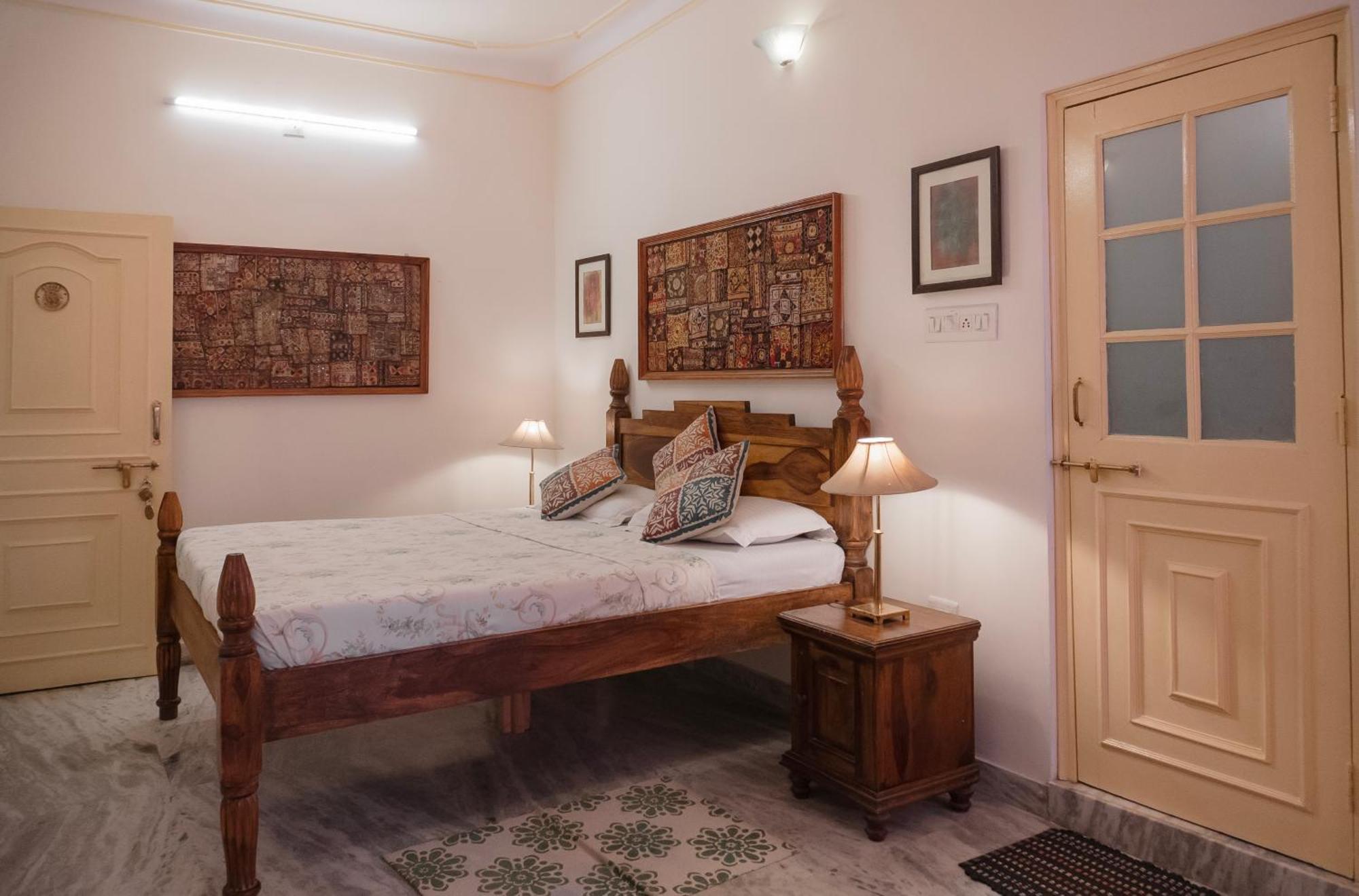Hotel Pratap Bhawan Udaipur Extérieur photo