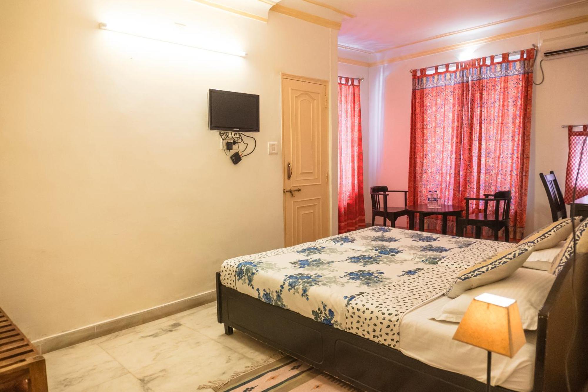 Hotel Pratap Bhawan Udaipur Extérieur photo
