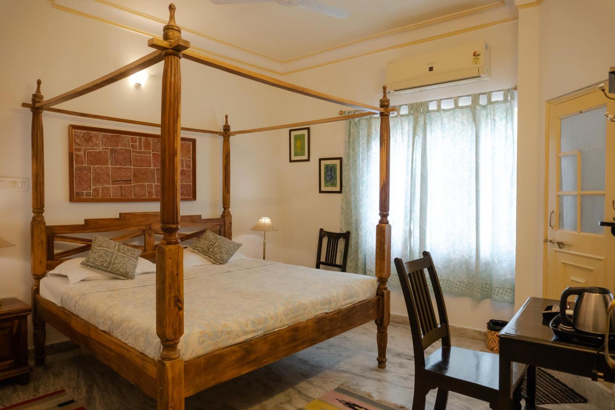 Hotel Pratap Bhawan Udaipur Extérieur photo