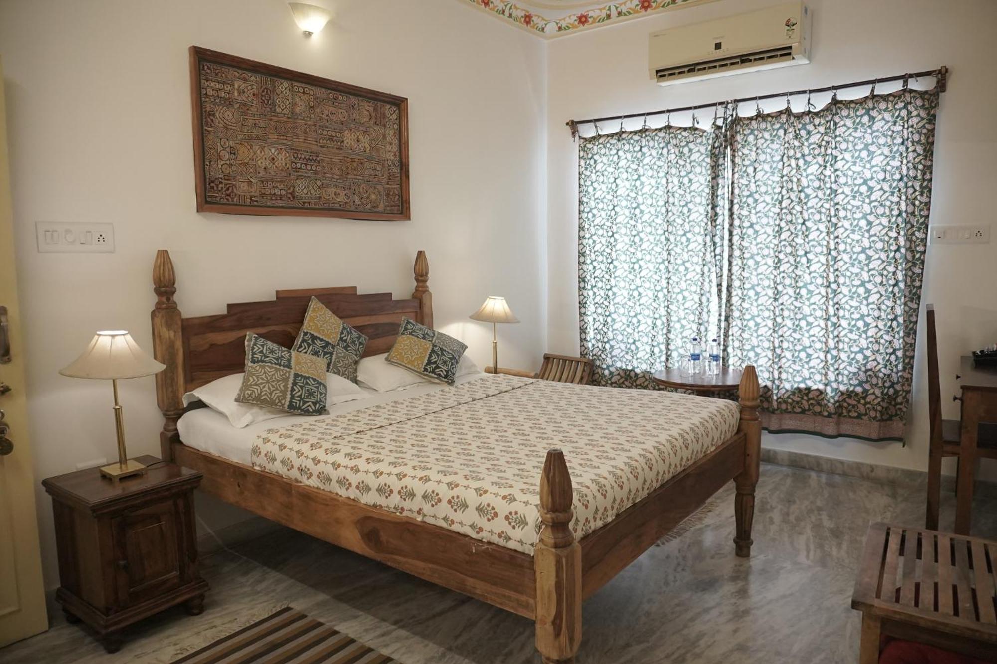 Hotel Pratap Bhawan Udaipur Extérieur photo