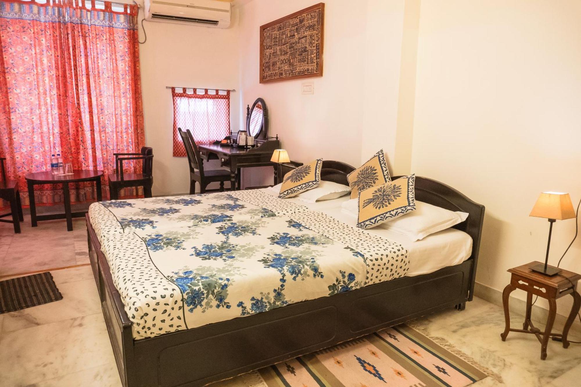 Hotel Pratap Bhawan Udaipur Extérieur photo