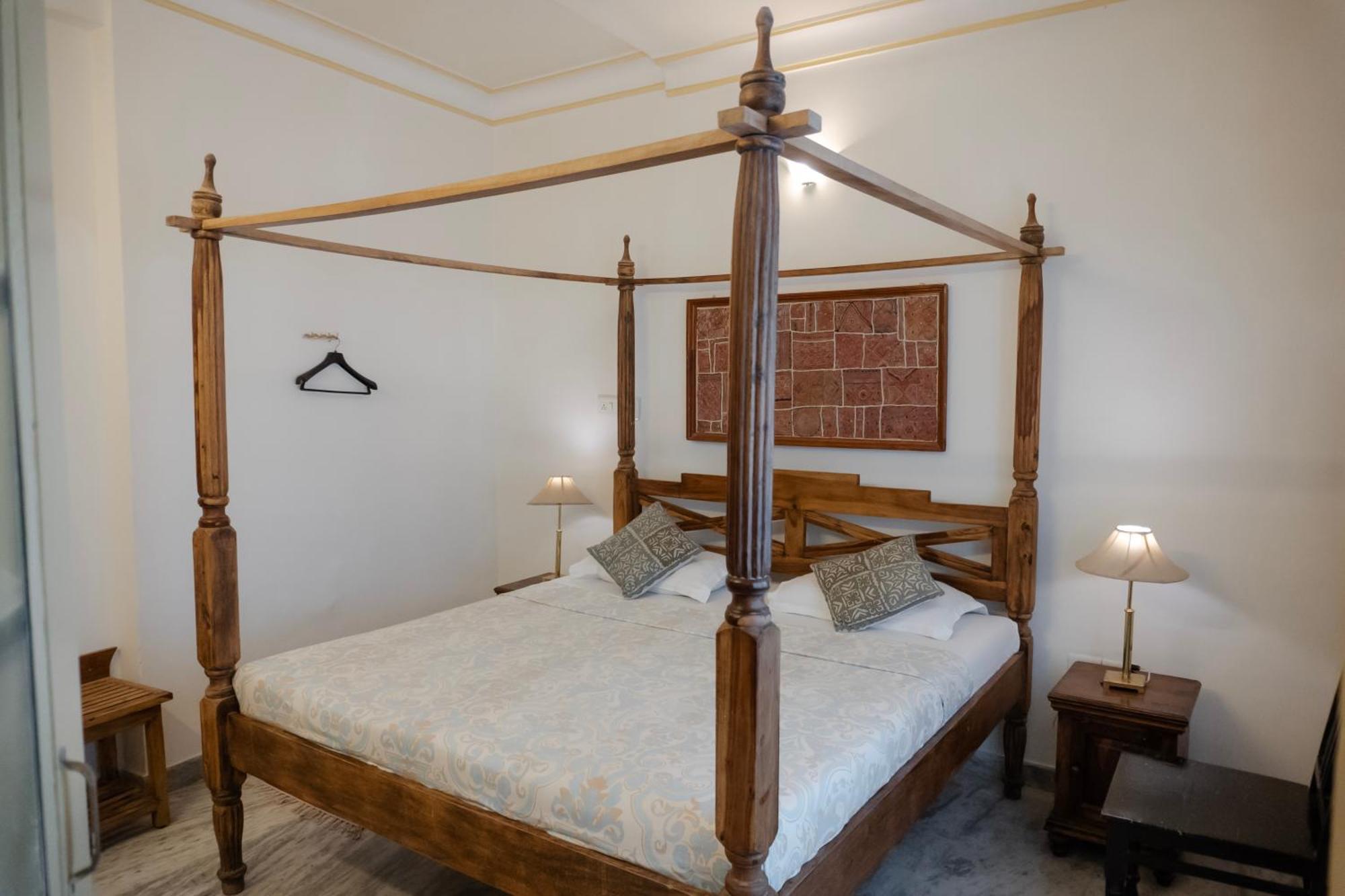 Hotel Pratap Bhawan Udaipur Extérieur photo