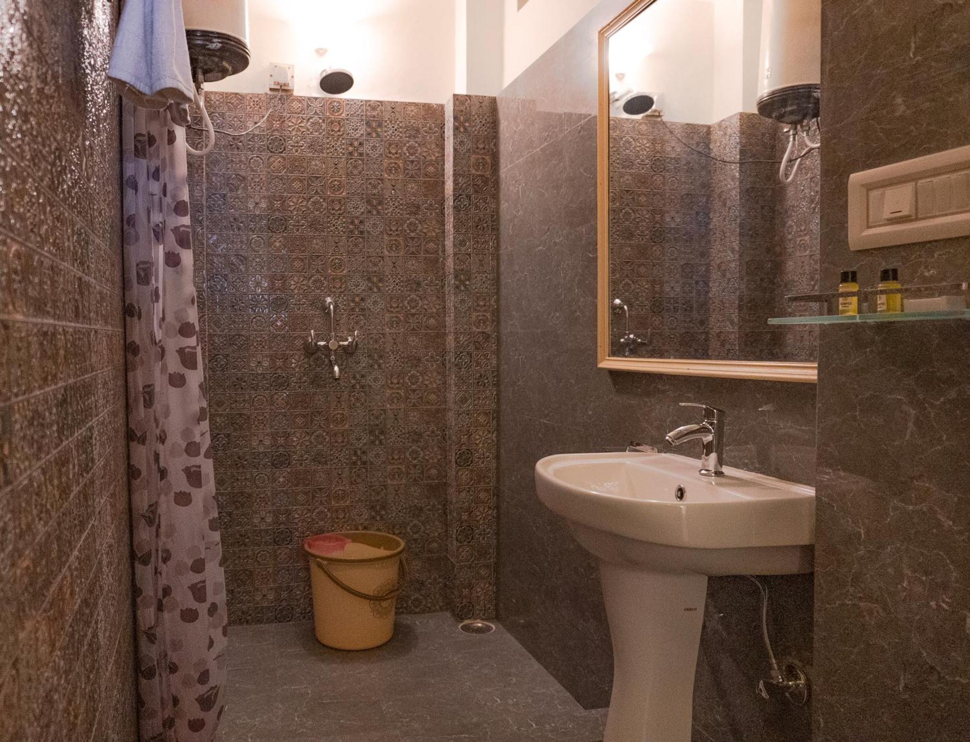 Hotel Pratap Bhawan Udaipur Extérieur photo