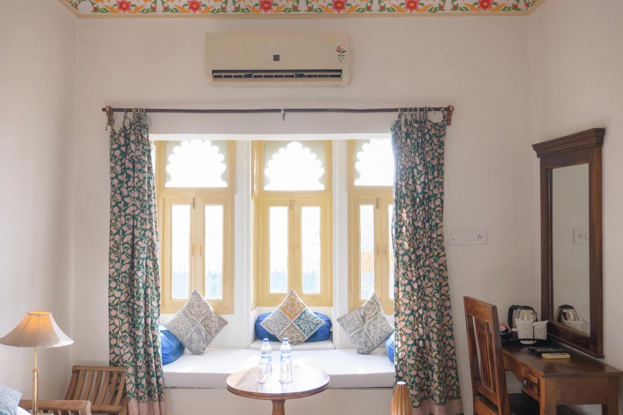 Hotel Pratap Bhawan Udaipur Extérieur photo