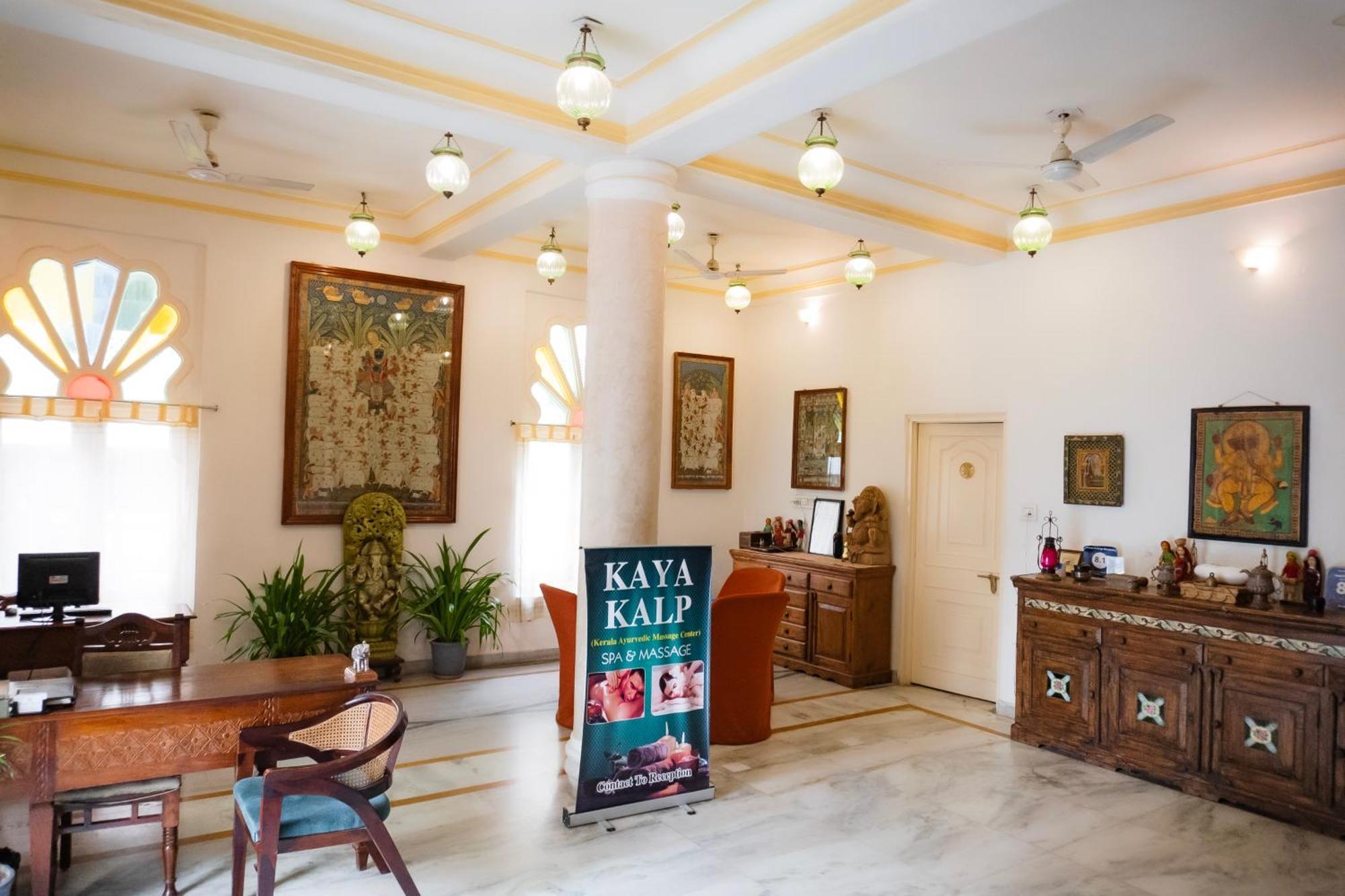 Hotel Pratap Bhawan Udaipur Extérieur photo