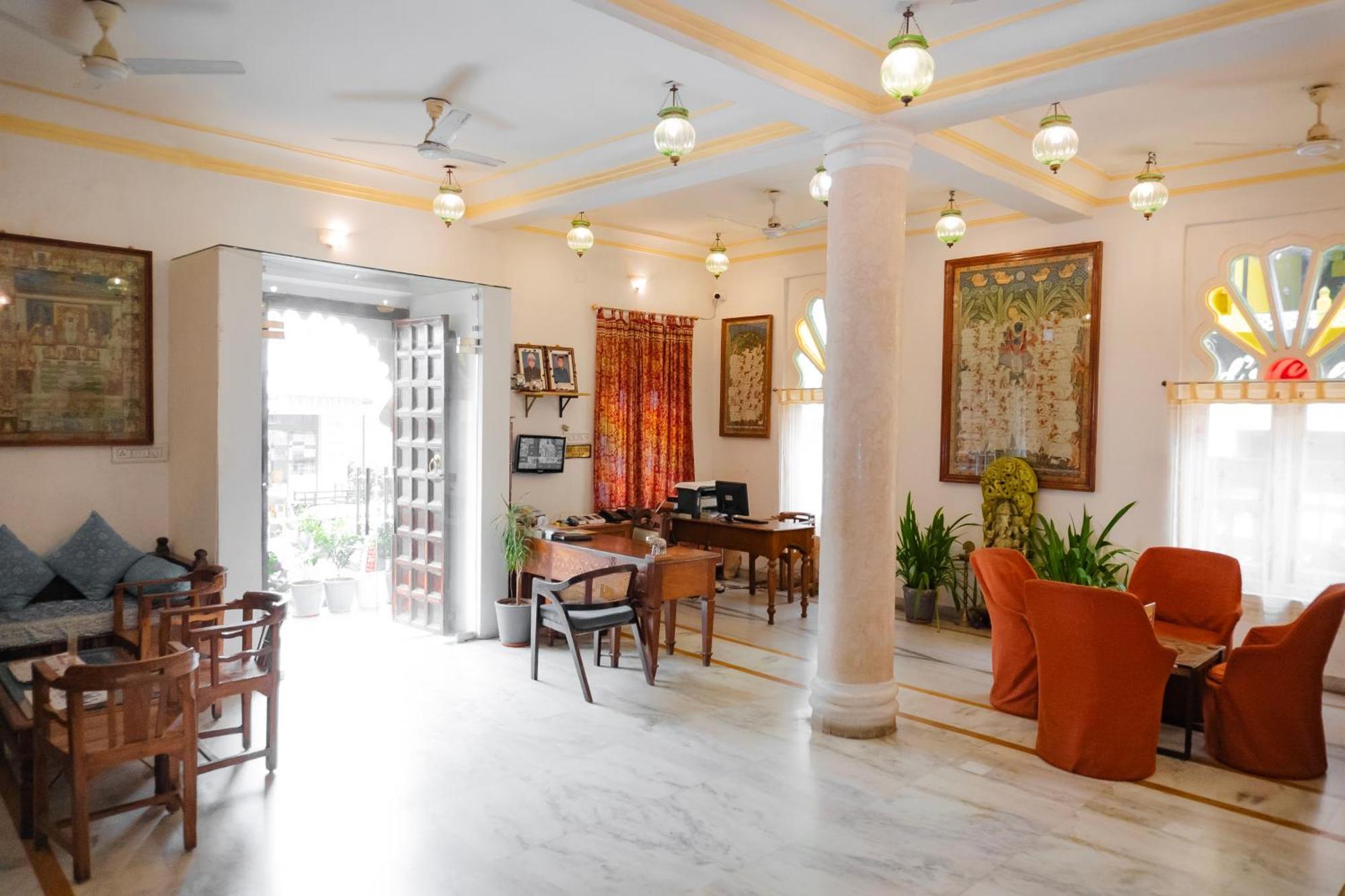 Hotel Pratap Bhawan Udaipur Extérieur photo